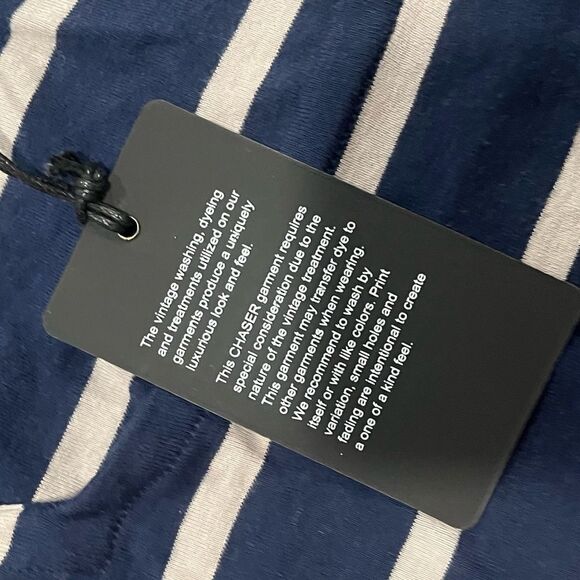 NWT Chaser Navy White Striped Tank Top Scoop Neck Size S - Picture 3 of 6